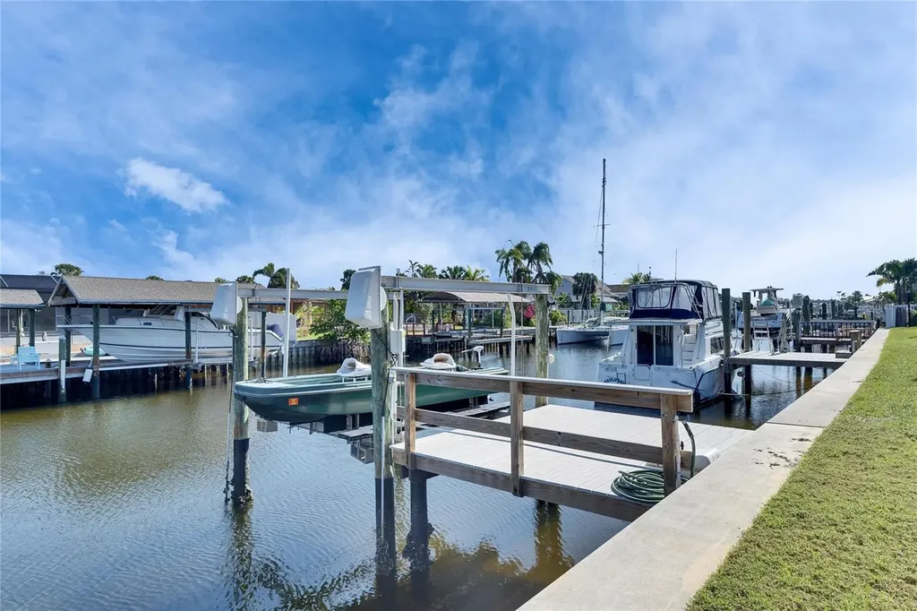 1025 Apollo Beach Boulevard Apollo Beach FL 33572