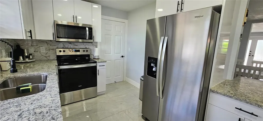 251 SE 46th Street Cape Coral FL 33904