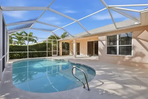 5009 46th Street W Bradenton FL 34210
