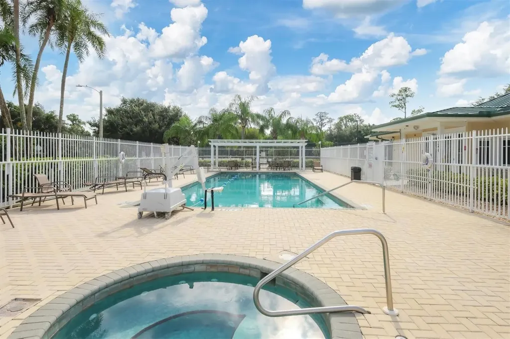 7269 Fountain Palm Circle Bradenton FL 34203