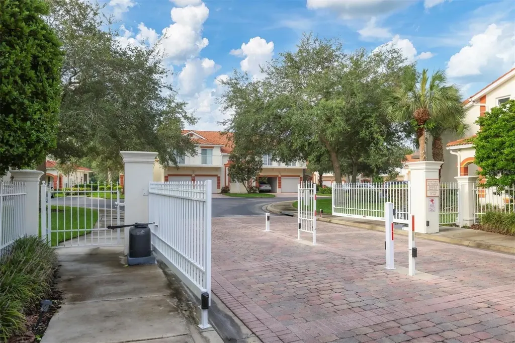 7269 Fountain Palm Circle Bradenton FL 34203