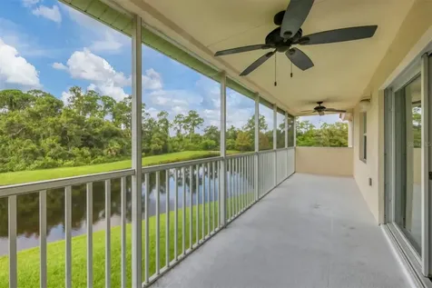7269 Fountain Palm Circle Bradenton FL 34203