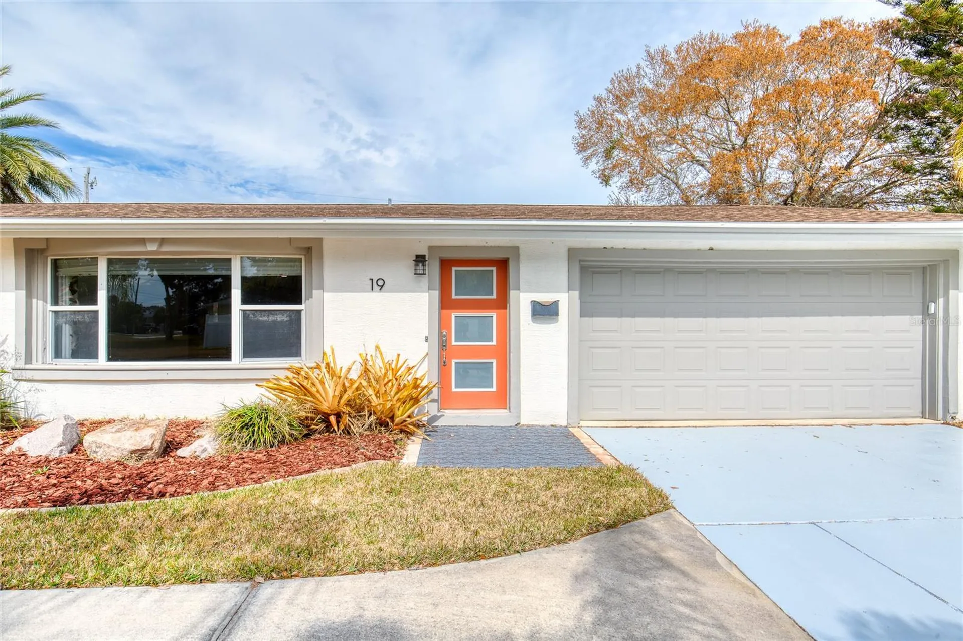 19 Woodhaven Circle Ormond Beach FL 32176
