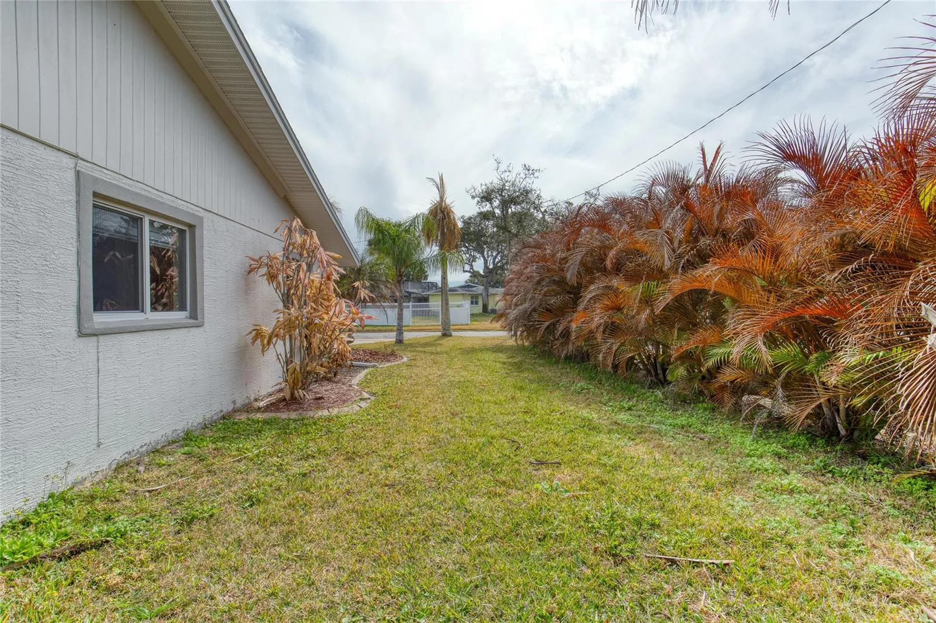 19 Woodhaven Circle Ormond Beach FL 32176