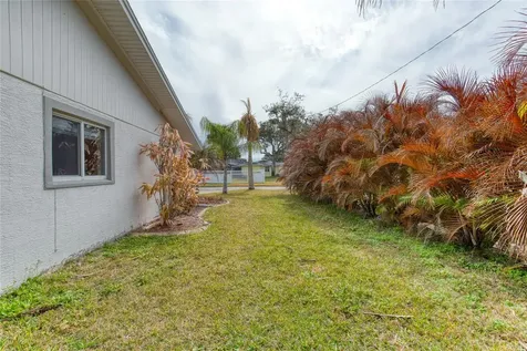 19 Woodhaven Circle Ormond Beach FL 32176