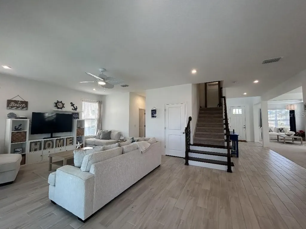 34025 Astoria Circle Wesley Chapel FL 33545