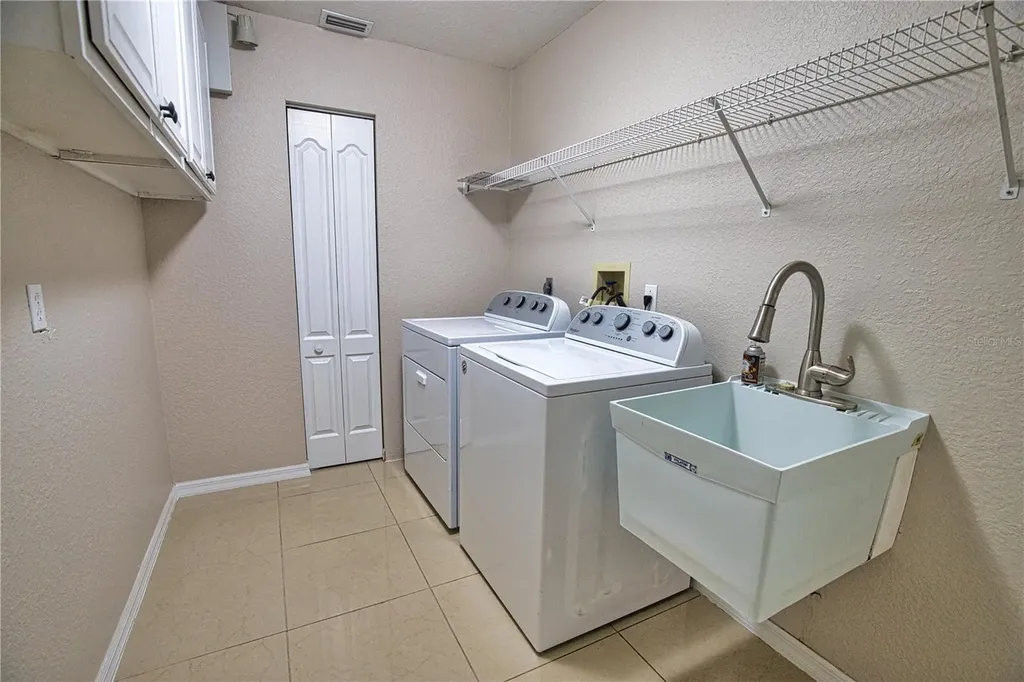 3985 Massini Avenue North Port FL 34286