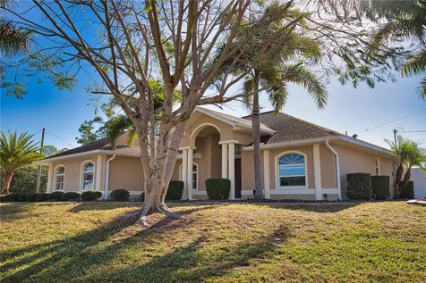 3985 Massini Avenue North Port FL 34286