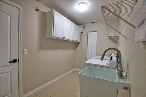 3985 Massini Avenue North Port FL 34286