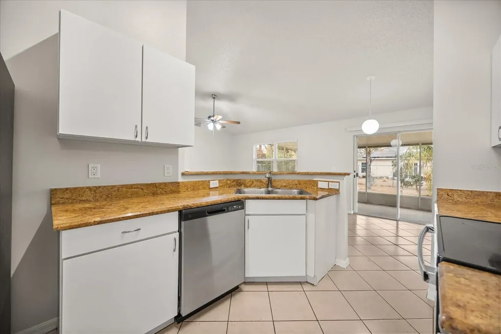 829 Abbeville Court Kissimmee FL 34759