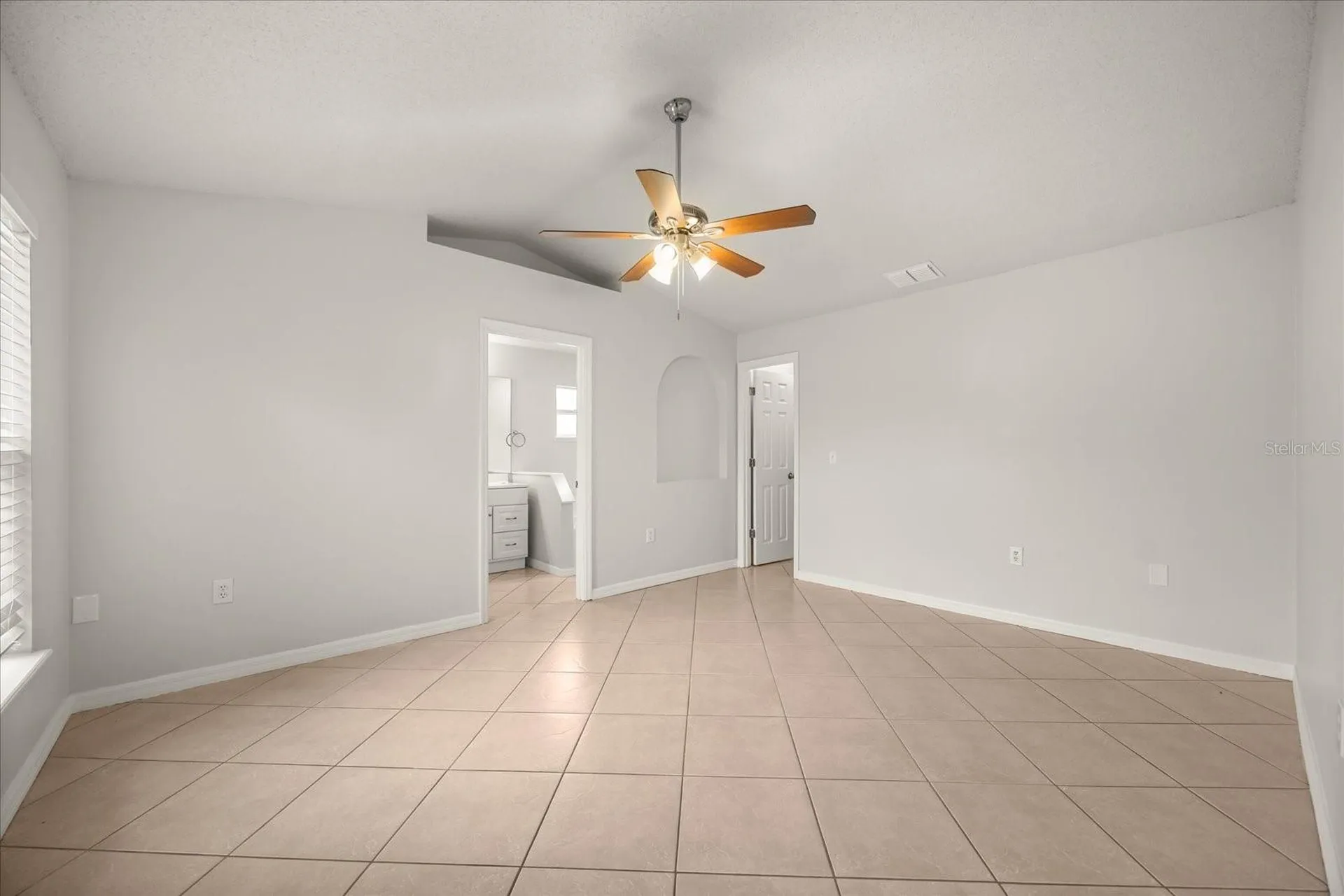 829 Abbeville Court Kissimmee FL 34759