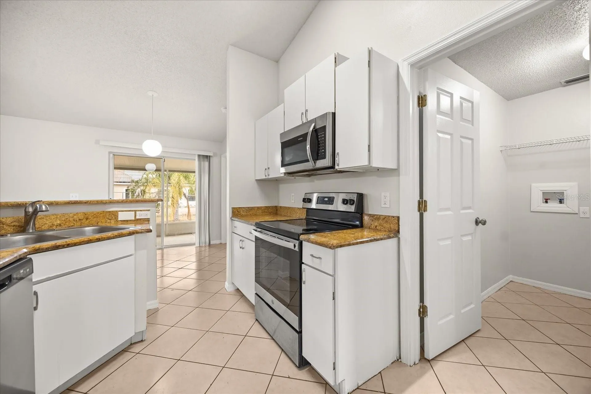 829 Abbeville Court Kissimmee FL 34759