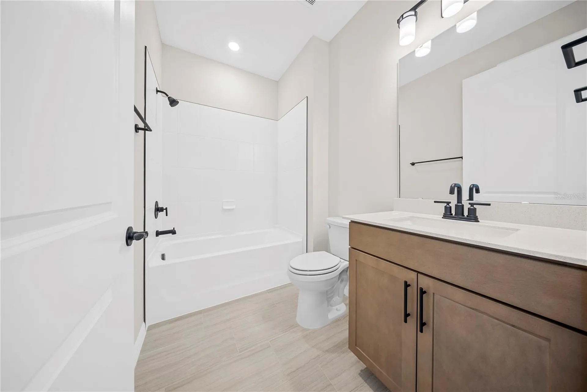 8123 Fenton Street Orlando FL 32836