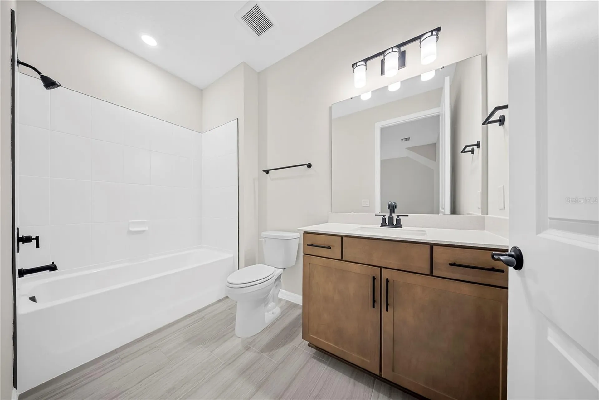 8123 Fenton Street Orlando FL 32836