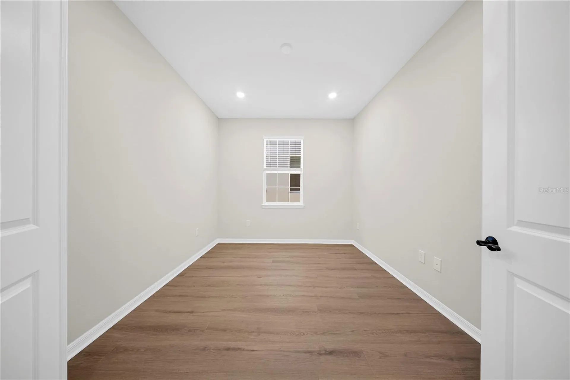 8123 Fenton Street Orlando FL 32836