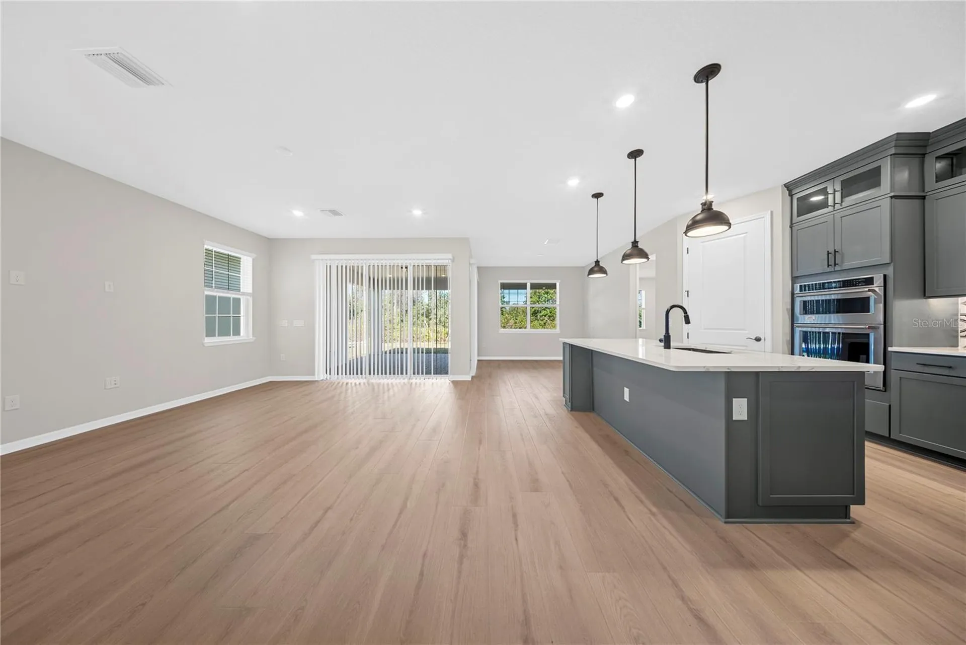 8123 Fenton Street Orlando FL 32836