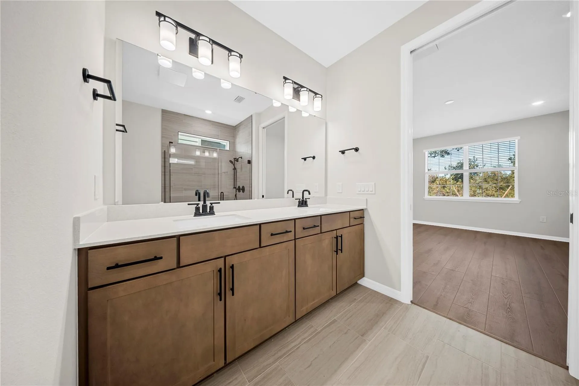 8123 Fenton Street Orlando FL 32836