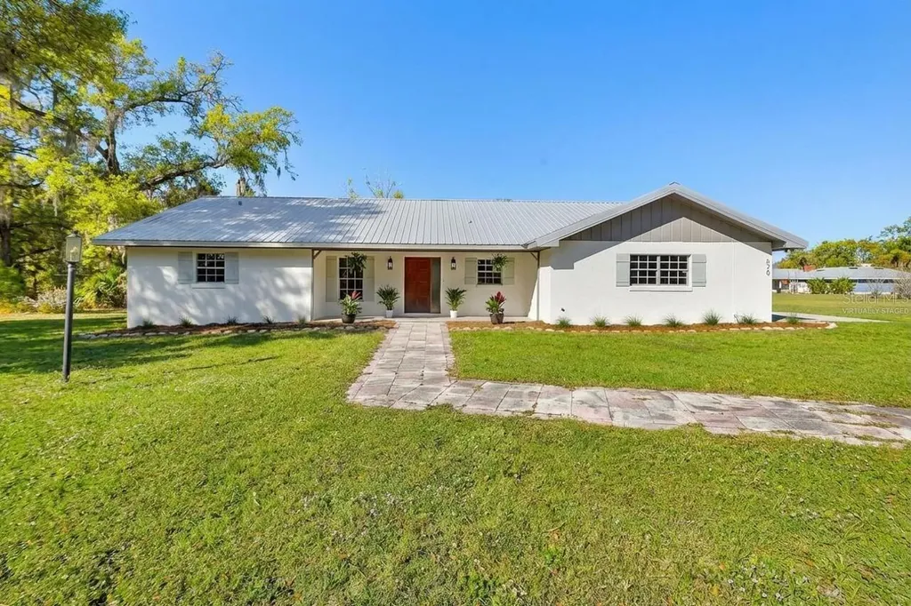 570 Cass Street Deland FL 32720
