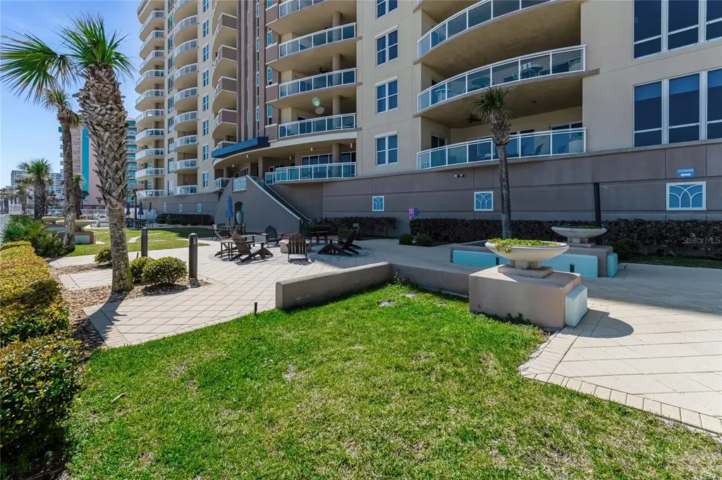 1925 S Atlantic Avenue Daytona Beach Shores FL 32118