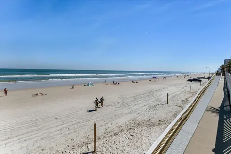 1925 S Atlantic Avenue Daytona Beach Shores FL 32118
