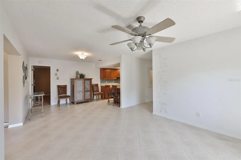 2035 Hampstead Circle Sun City Center FL 33573