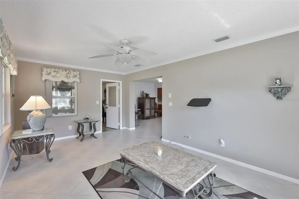 2035 Hampstead Circle Sun City Center FL 33573