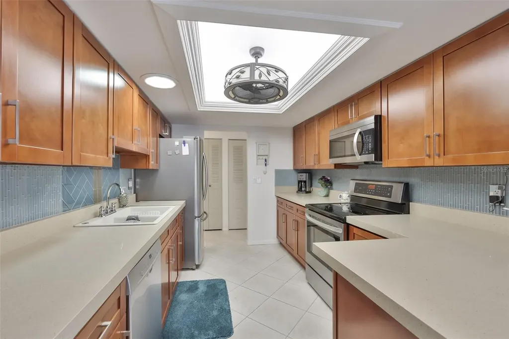 2035 Hampstead Circle Sun City Center FL 33573