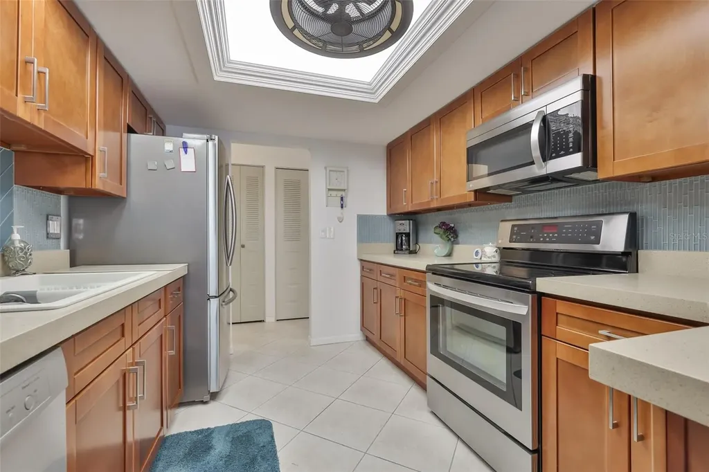 2035 Hampstead Circle Sun City Center FL 33573