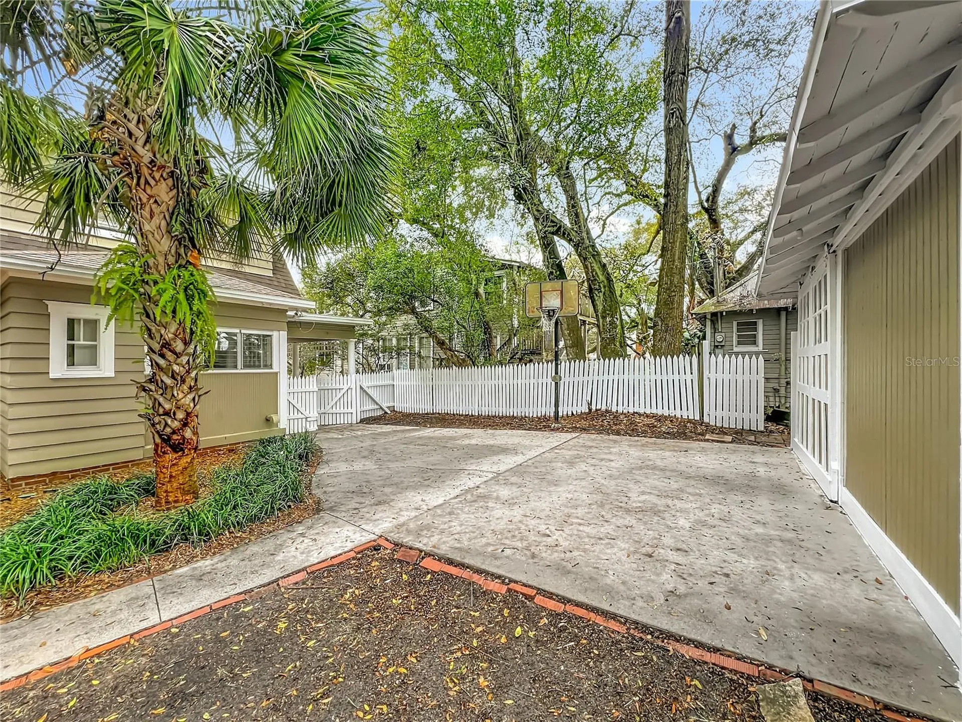 409 E Concord Street Orlando FL 32803