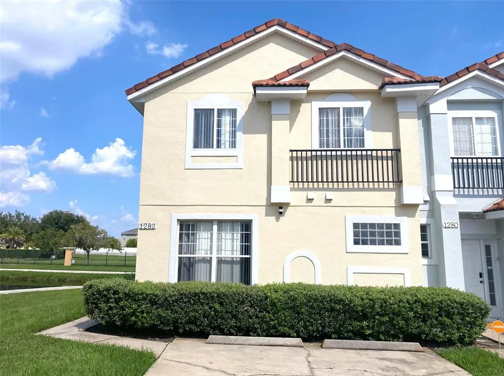 1282 S Beach Circle Kissimmee FL 34746