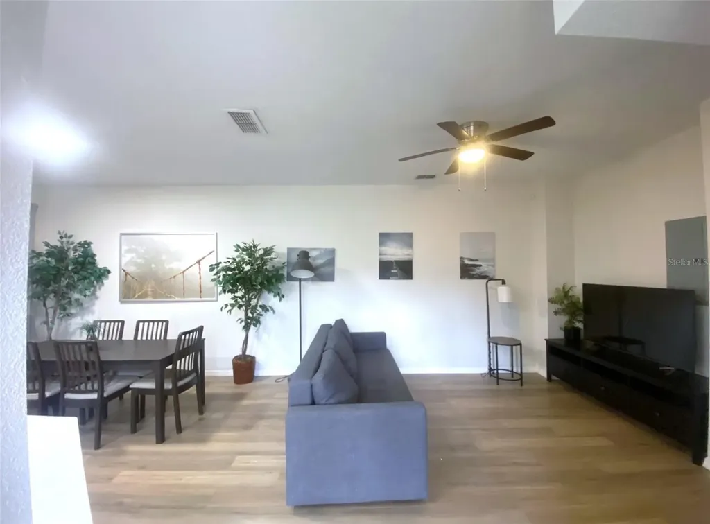 1282 S Beach Circle Kissimmee FL 34746
