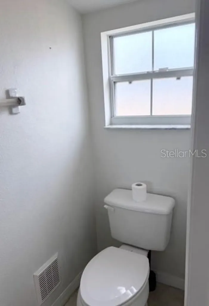 1282 S Beach Circle Kissimmee FL 34746
