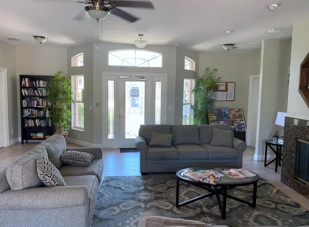 1282 S Beach Circle Kissimmee FL 34746