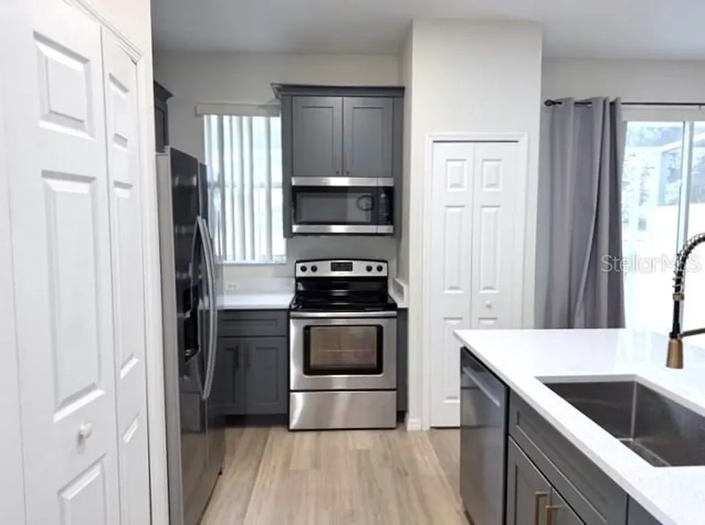 1282 S Beach Circle Kissimmee FL 34746