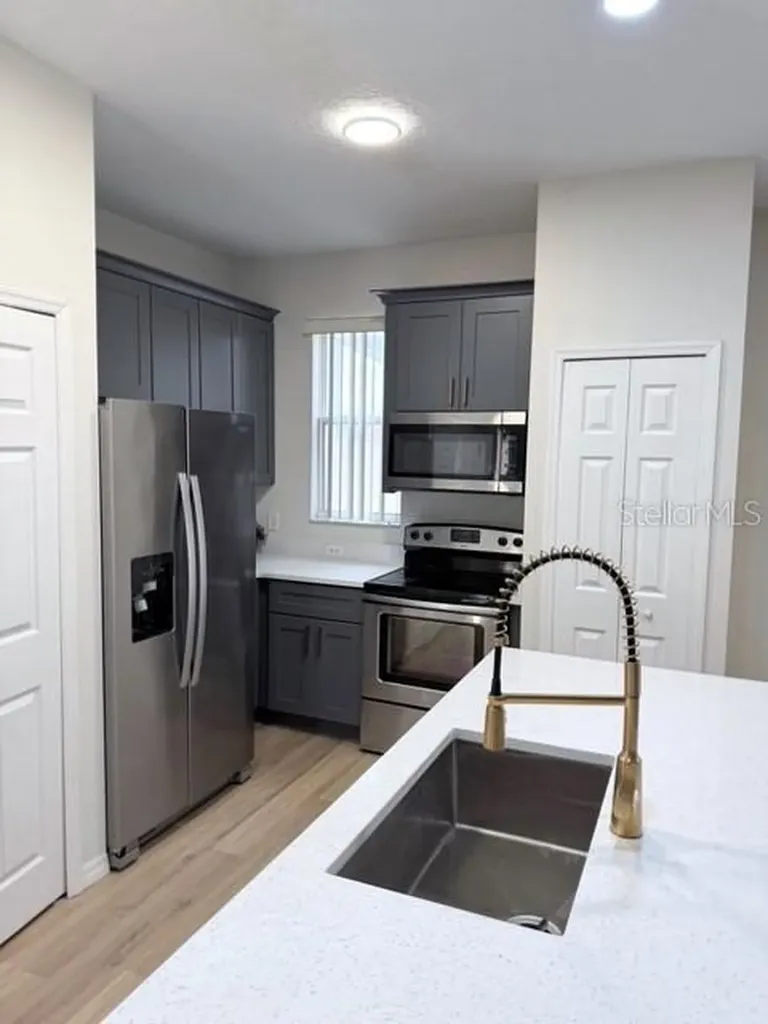 1282 S Beach Circle Kissimmee FL 34746