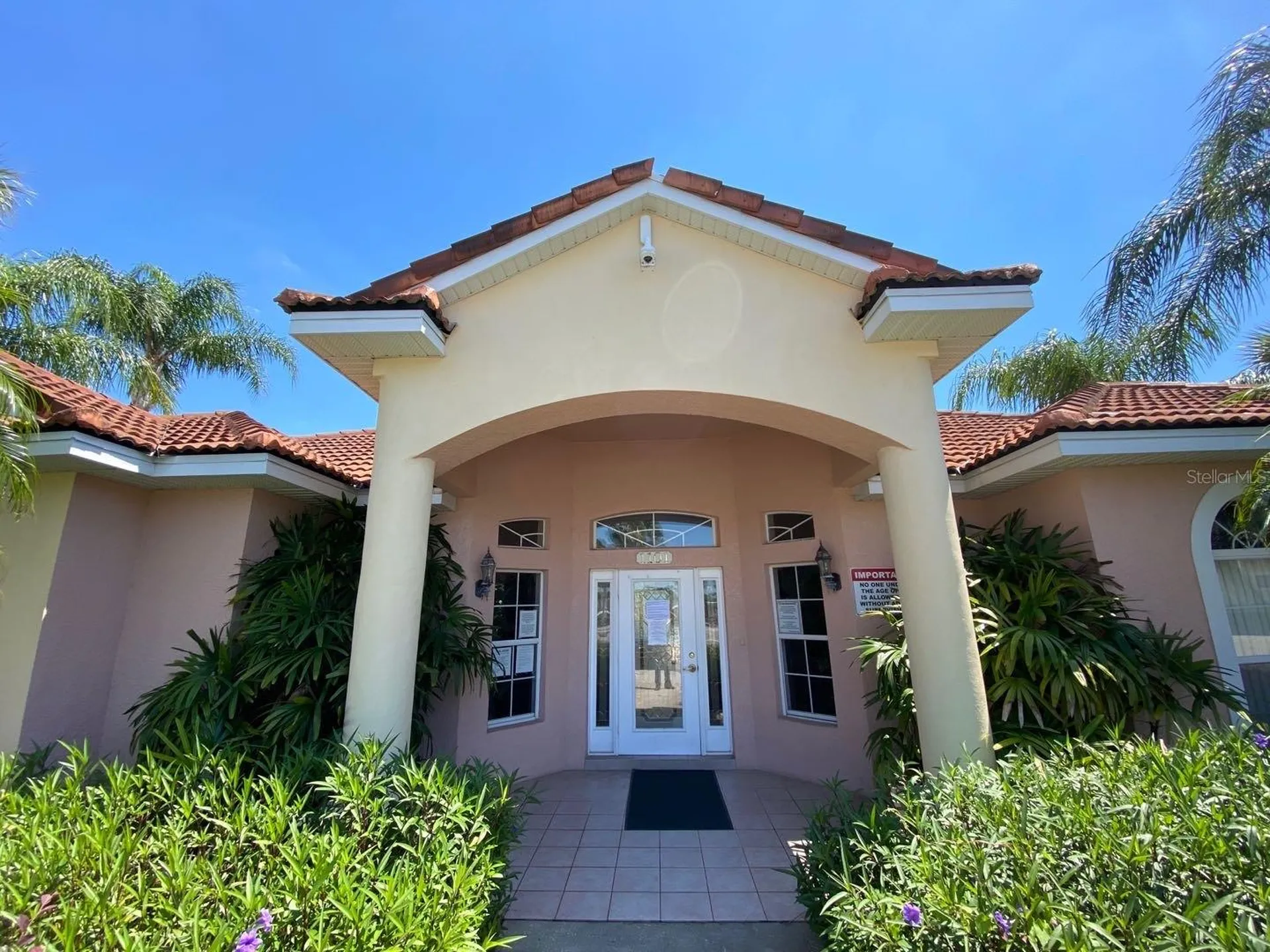 1282 S Beach Circle Kissimmee FL 34746
