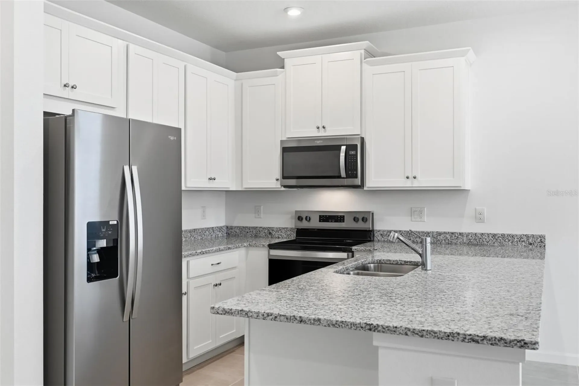 5208 Greenshade Grove Avenue Apopka FL 32712