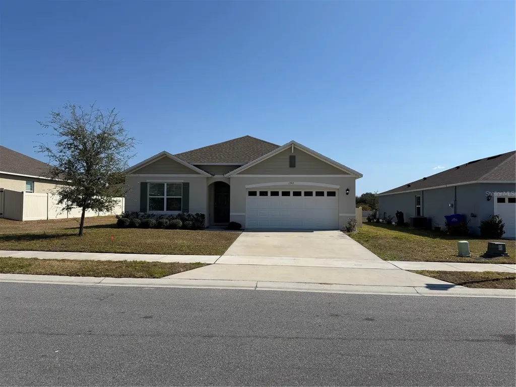 1792 Henin Circle Tavares FL 32778
