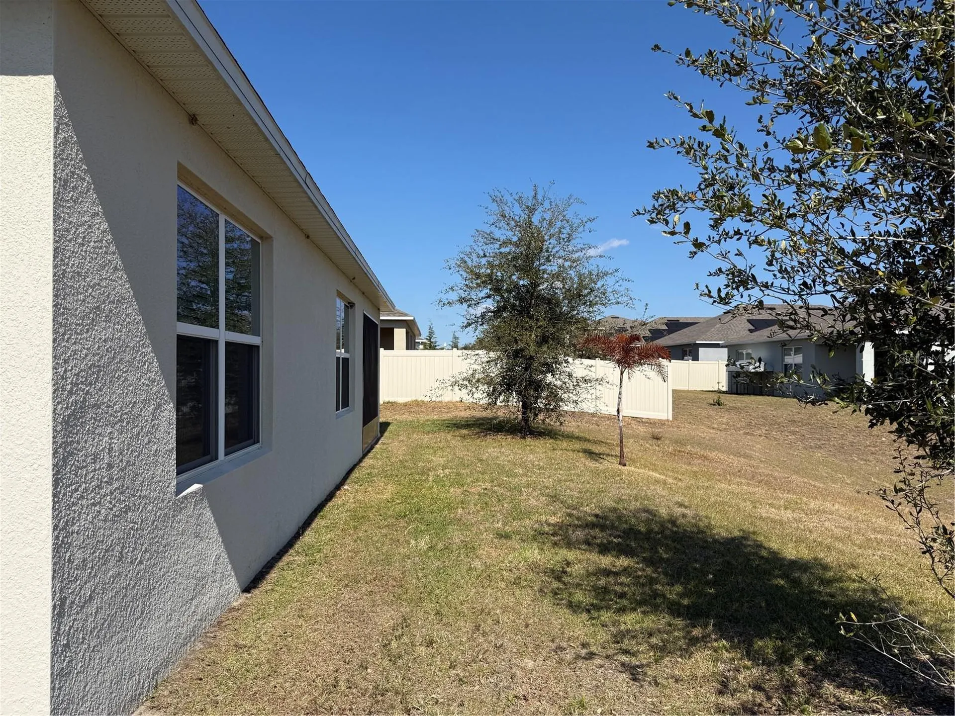 1792 Henin Circle Tavares FL 32778