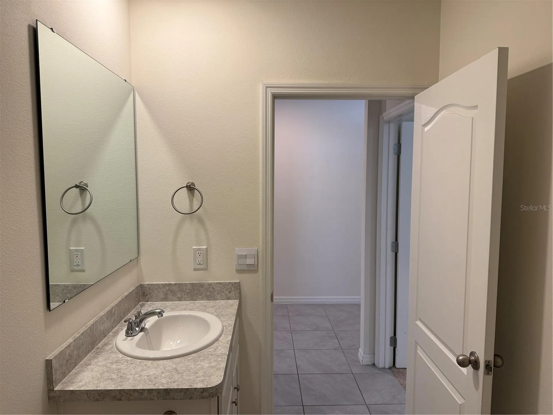 1792 Henin Circle Tavares FL 32778