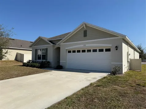 1792 Henin Circle Tavares FL 32778