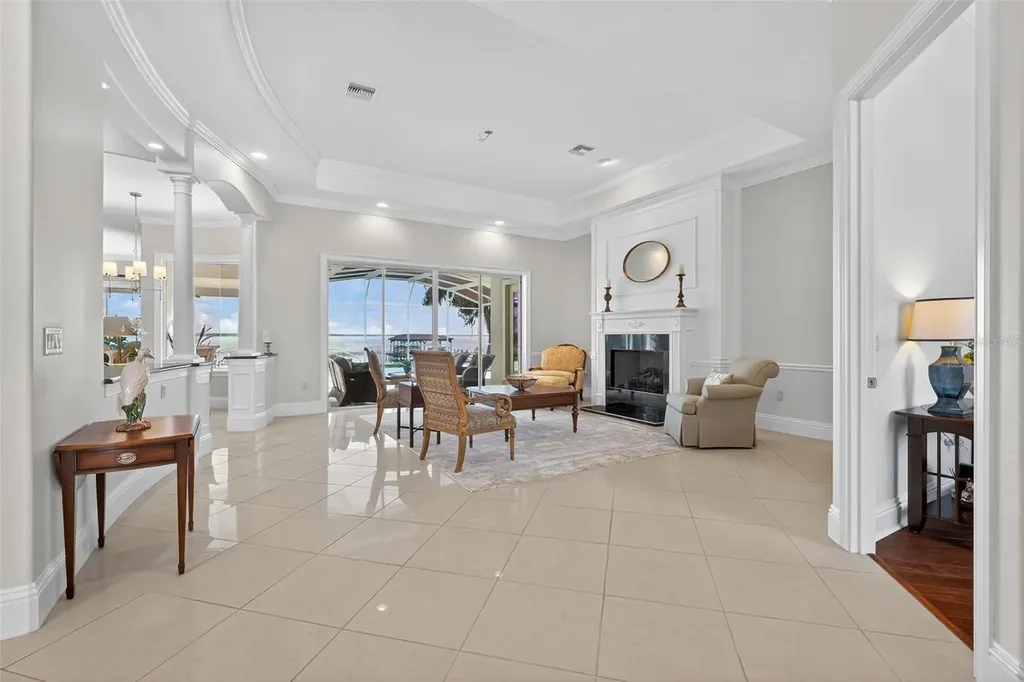 7303 Birds Nest Court Yalaha FL 34797
