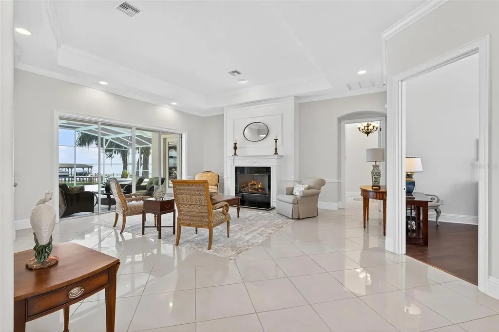 7303 Birds Nest Court Yalaha FL 34797