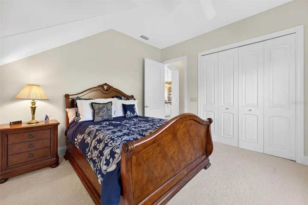 7303 Birds Nest Court Yalaha FL 34797