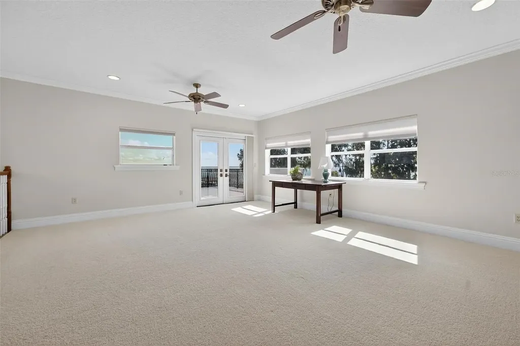 7303 Birds Nest Court Yalaha FL 34797