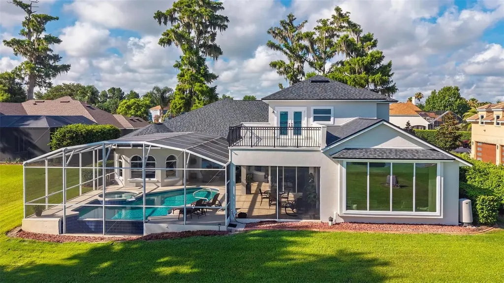 7303 Birds Nest Court Yalaha FL 34797