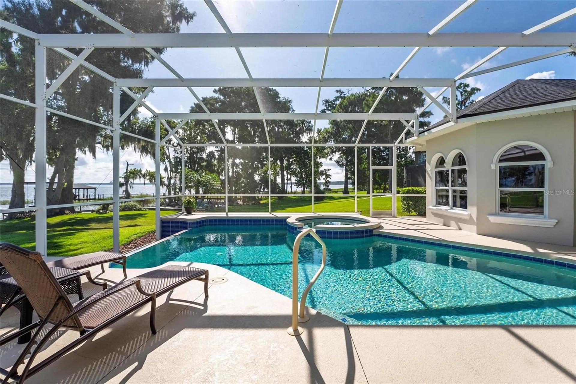 7303 Birds Nest Court Yalaha FL 34797
