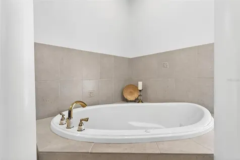 7303 Birds Nest Court Yalaha FL 34797