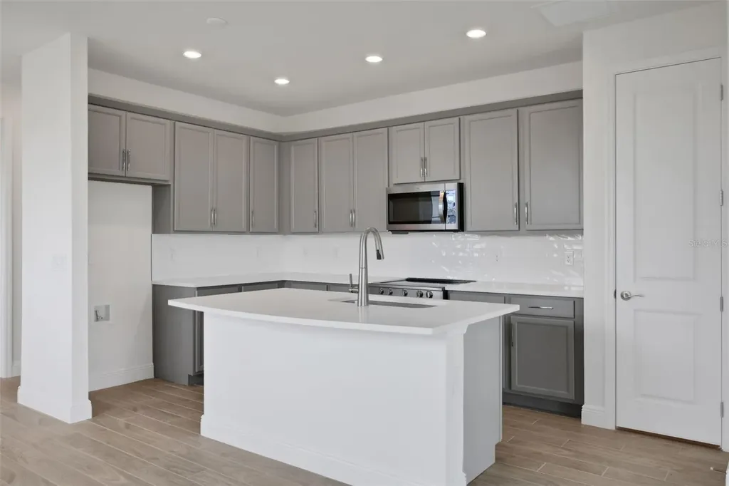 7574 Sea Oak Court Parrish FL 34219