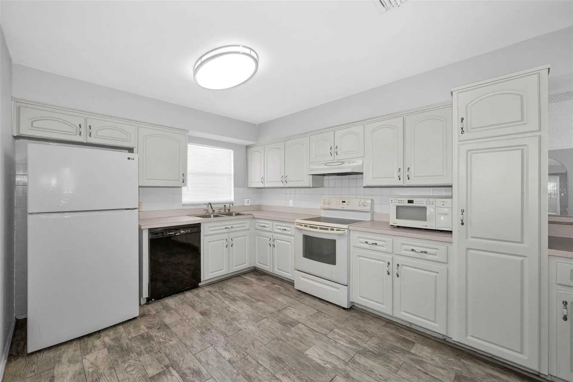 12813 Kellywood Circle Hudson FL 34669